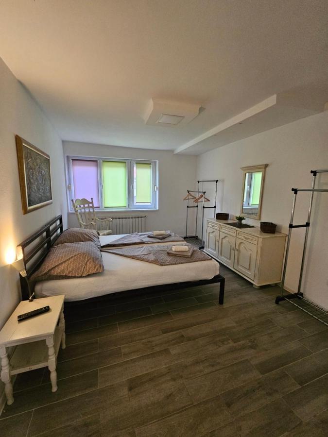 Nana Apartment Oldtown Сараево Екстериор снимка